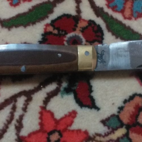 چاقو خوبی هست. تخفیف هم داره.