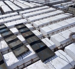 اجرای کار قالبندی و آرماتور بندی