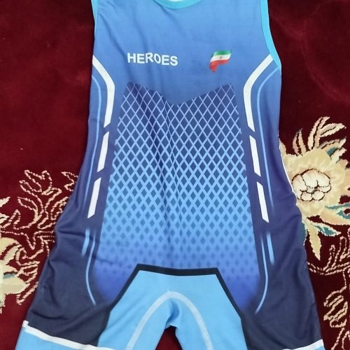 سلام دوبنده کشتی آبی