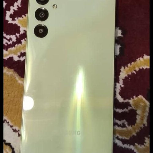 گوشی سامسونگ A24 سالم