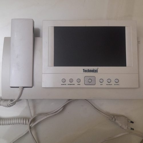 ایفون تصویری رنگی