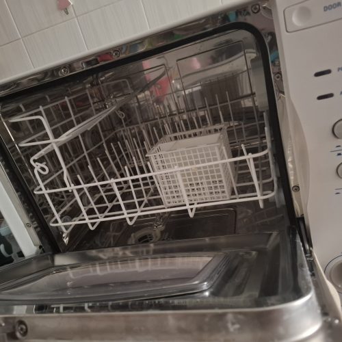 ماشین ظرفشویی