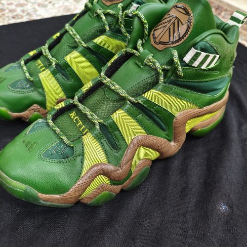 کتونی آدیداس  creyzi اورجینال سایز44