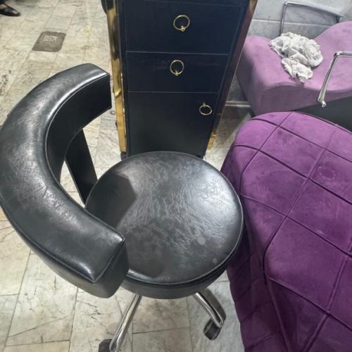 فروش لوازم آرایشگاهی
