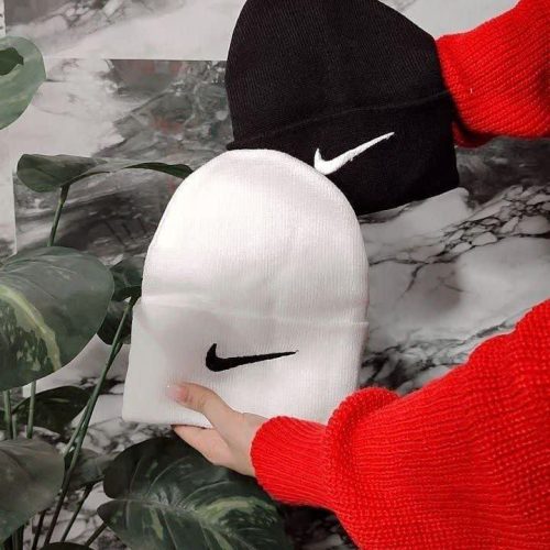 کلاه بافت اسپرت و فانتزی