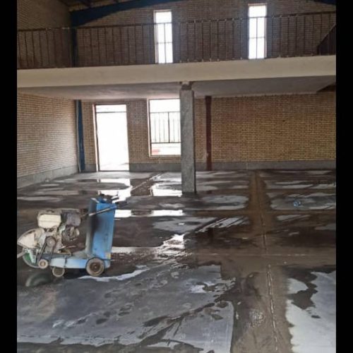 بتن ریزی کف با ماله پروانه ای واجاره اتومیکسر
