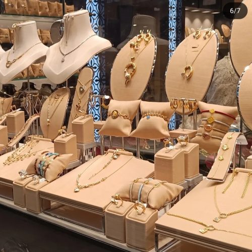 ویترین دکور  جعبه طلا جواهر