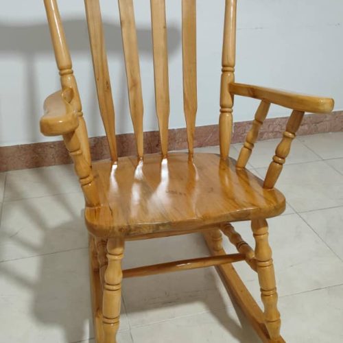 توستر و صندلی ریلکسی