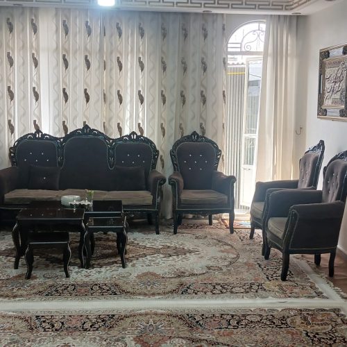 ویلایی دو طبقه پیلوت جنوبی  نورگیر عالی هر طبقه 90 متربنا