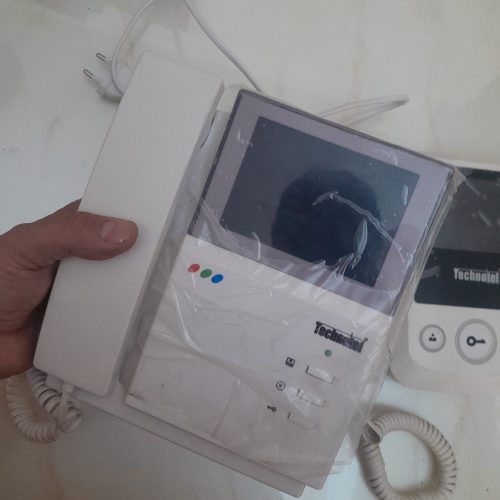 ایفون تصویری رنگی