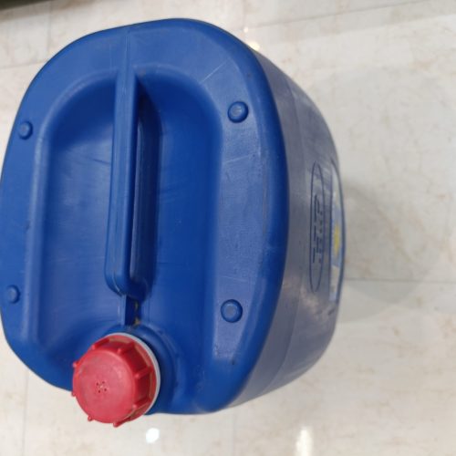 ظرف 65 لیتری سالم به همراه درب