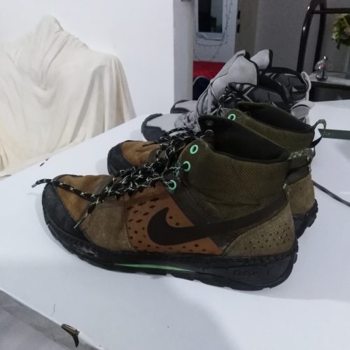 کفش کوهنوردی