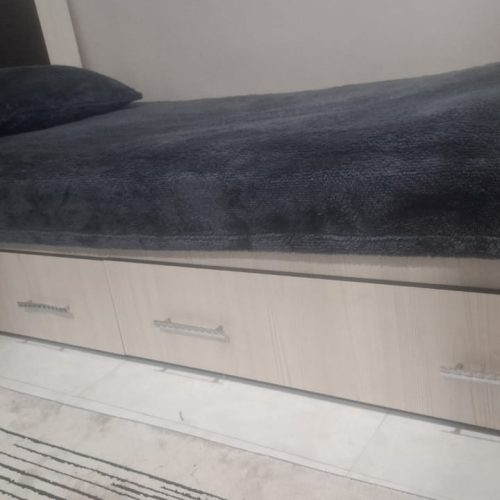 تخت خواب تک جا کفشی و کنسول نفره