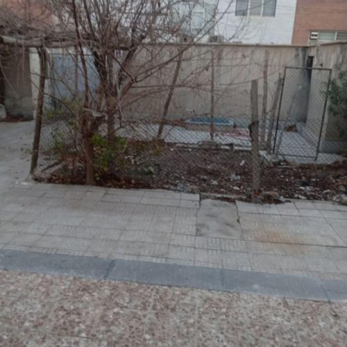 منزل ویلایی همراه یک باب مغازه تجاری بر خیابان دو کله