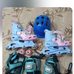 یک جفت اسکیت سالم و تمیز