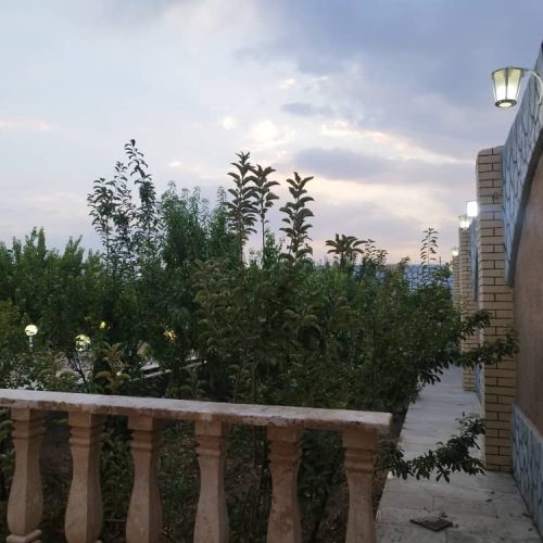 زمین 500متری واقع در قله سفید