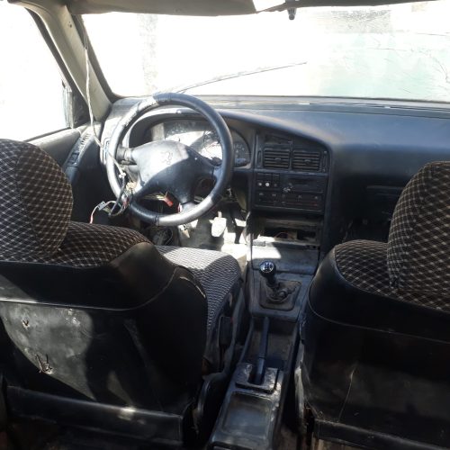 فروش فوری پژو 2000مدل 8فوری حراج،.بشرط اسقاط