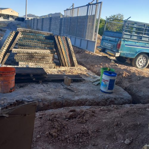 اجرای کار قالبندی و آرماتور بندی