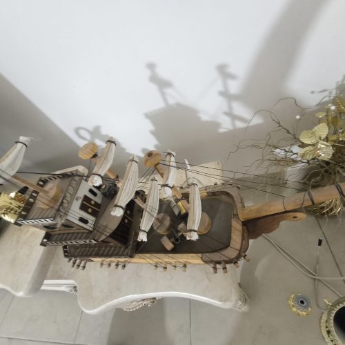 کشتی با چوب زردآلو ساخت اصفهان