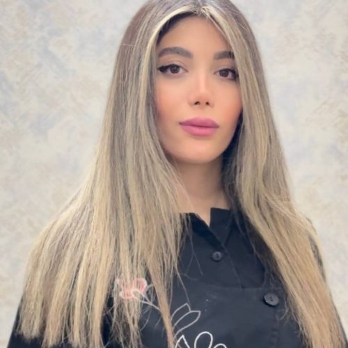 مدل برای رنگ مو