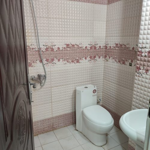 رهن کامل آپارتمان طبقه اول نورگیر عالی