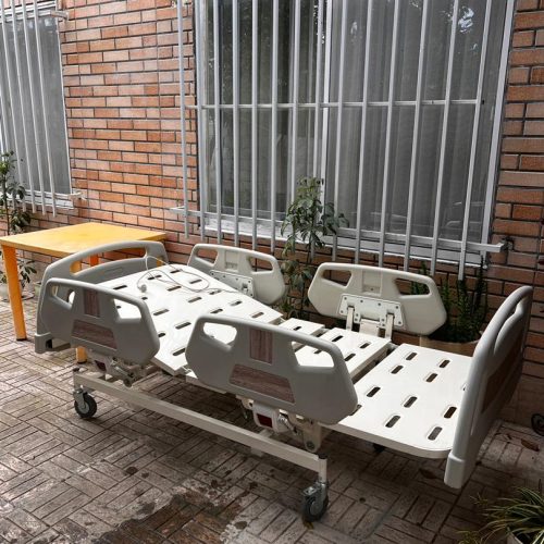 ویلچر و تخت ببمارستانی برقی کنترل دار