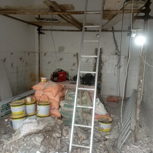 نیازمندم کارگر ساده برای بنایی هستم