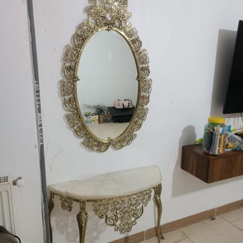 بوفه و آینه شمعدان و لوستر برنجی