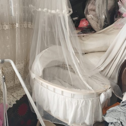 تخت گهواره ای