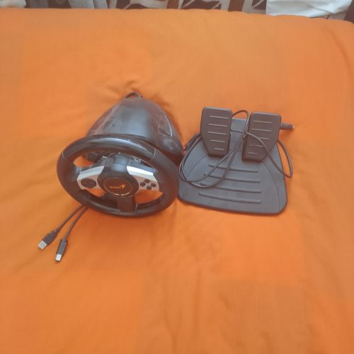 یک عدد فرمان ترمز گاز نونو