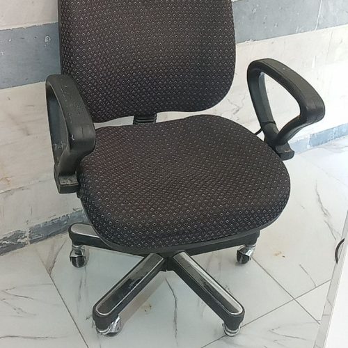 میز و صندلی