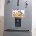 یخچال فریزر یومیکا