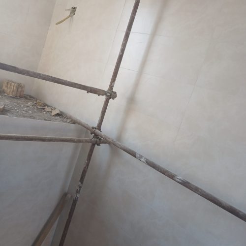 کاشی کاری و سیمان کاری