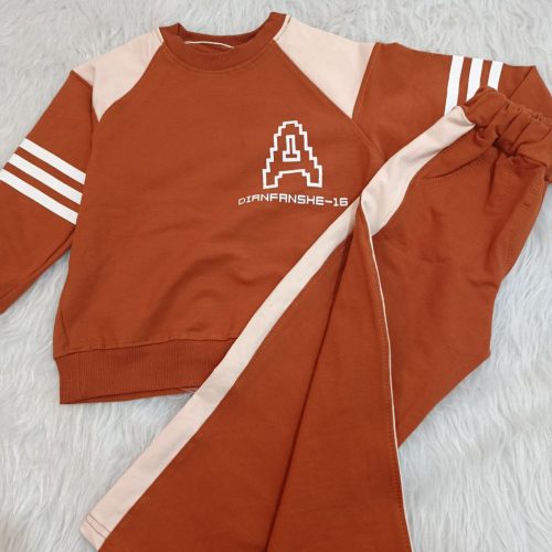 پوشاک بچه گانه