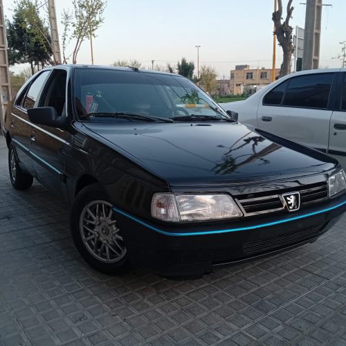 پژو 405 مدل 82