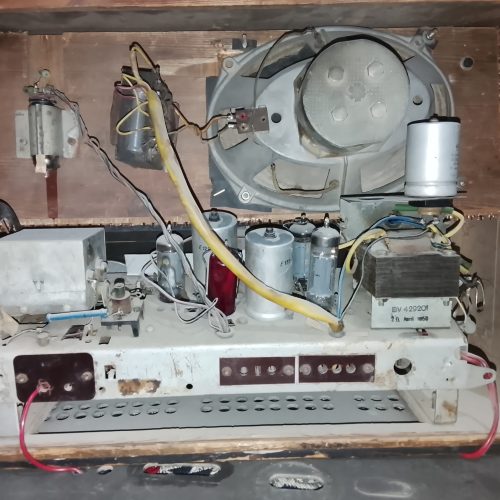 رادیو قدیمی