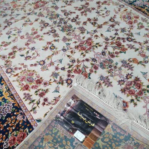 دوتخته فرش 6  متری به فروش میرسد