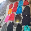 یک گونی لباس ورزشی و کاپشن زنانه مردانه