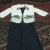 این خیلی نو هست و فقط یک بار پوشیده شده است