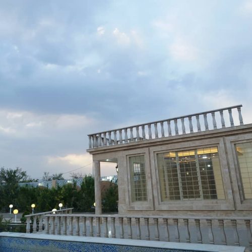 زمین 500متری واقع در قله سفید