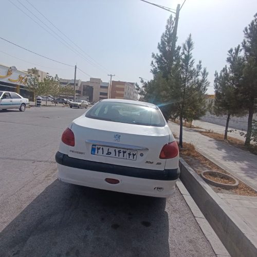 پژو اس دی سفید مدل 1388 اکثر لوازم فرانسوی