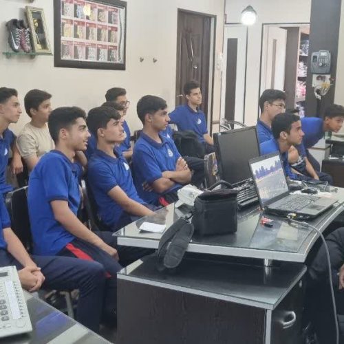 تمرینات اختصاصی و خصوصی باتجربه بیش 15 سال سابقه کار