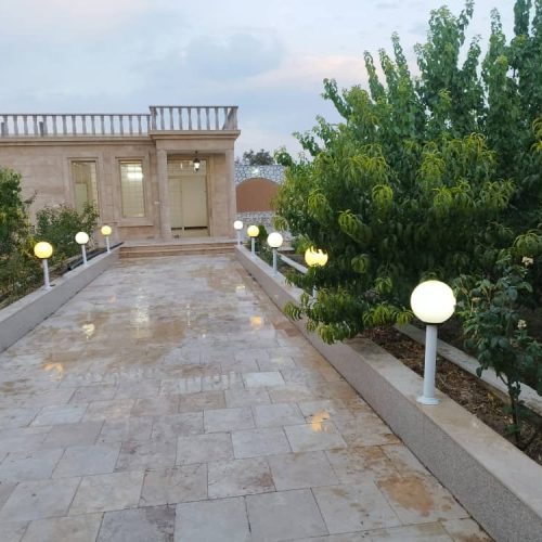 زمین 500متری واقع در قله سفید