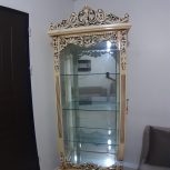 بوفه تاج دار کرم رنگ چوبی 4 طبقه