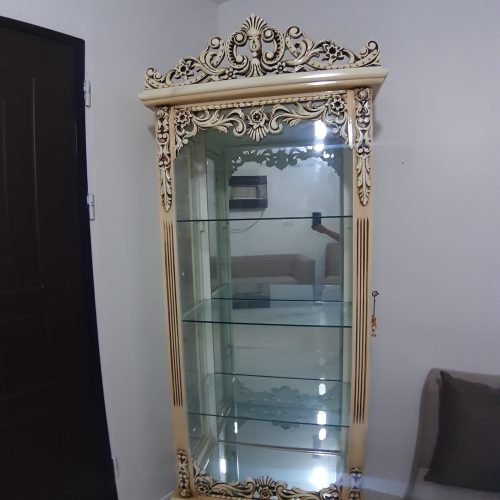 بوفه تاج دار کرم رنگ چوبی 4 طبقه