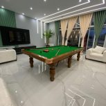 میز بیلیارد از درب کارخانه