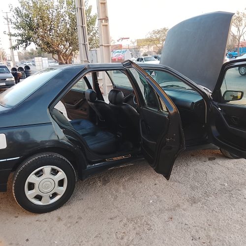 پژو 405 مشکی مدل 82