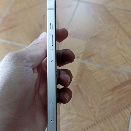 ایفون 13 نرمال