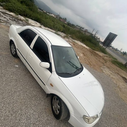 مزدا 323 اتومات سفید