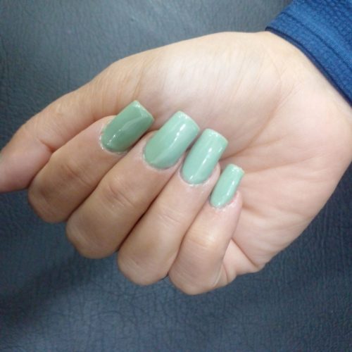 مدل کاشت ناخون  (فقط هزینه مواد)